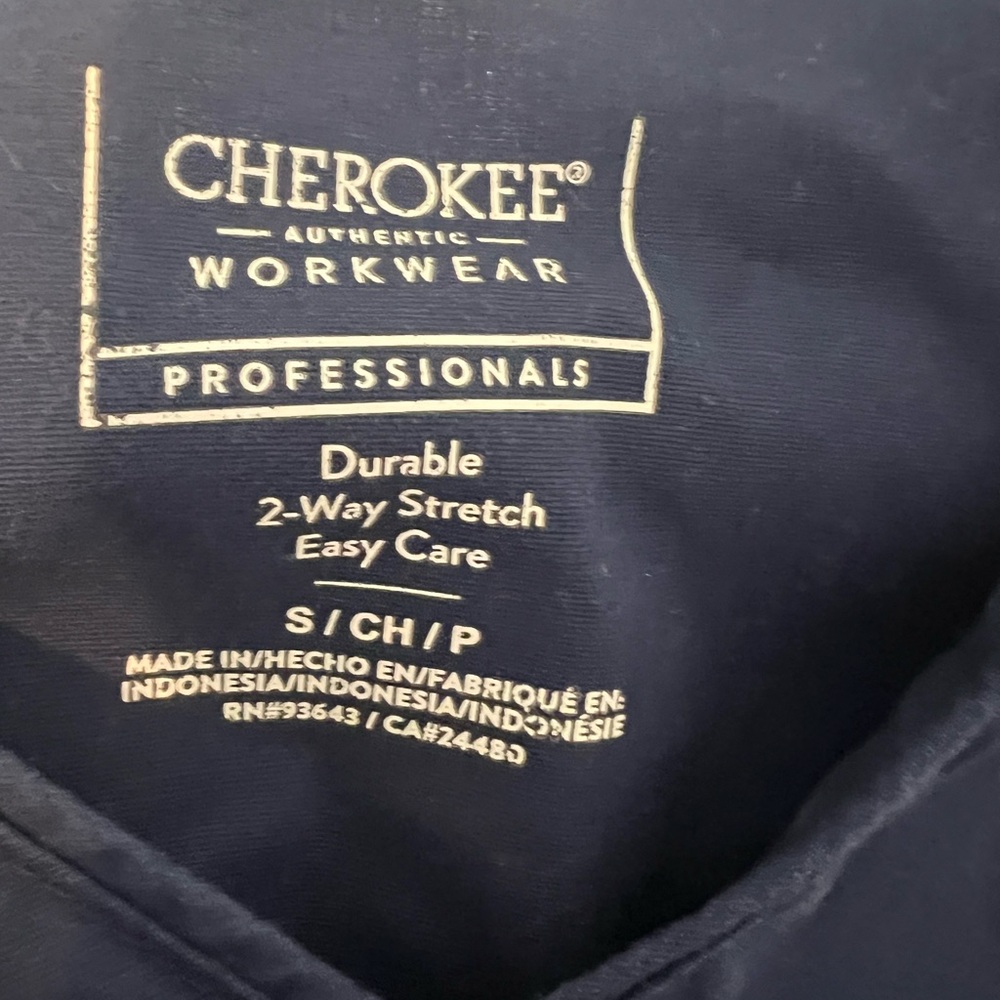 Cherokee Scrub set - Picture 2 of 10